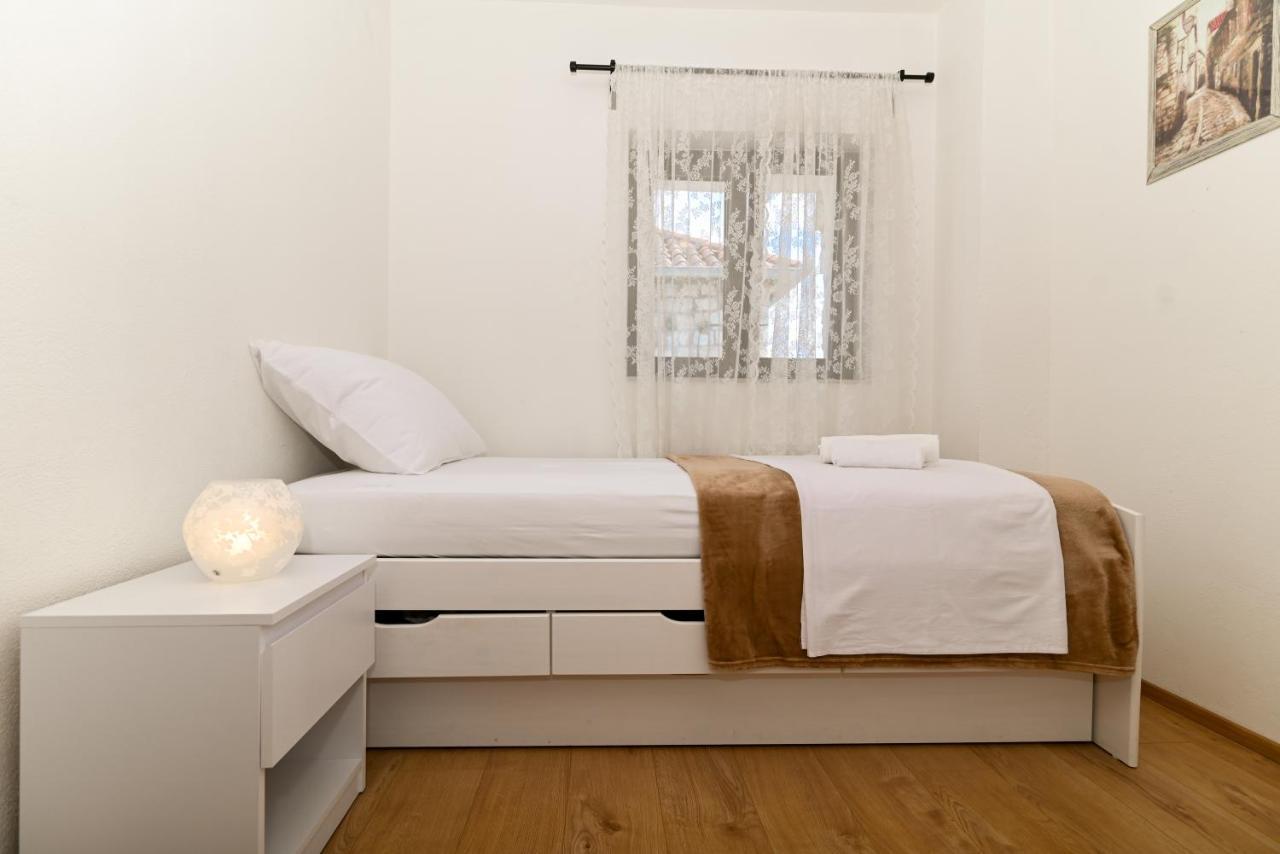 Apartman Ciciliani Trogir Exterior foto