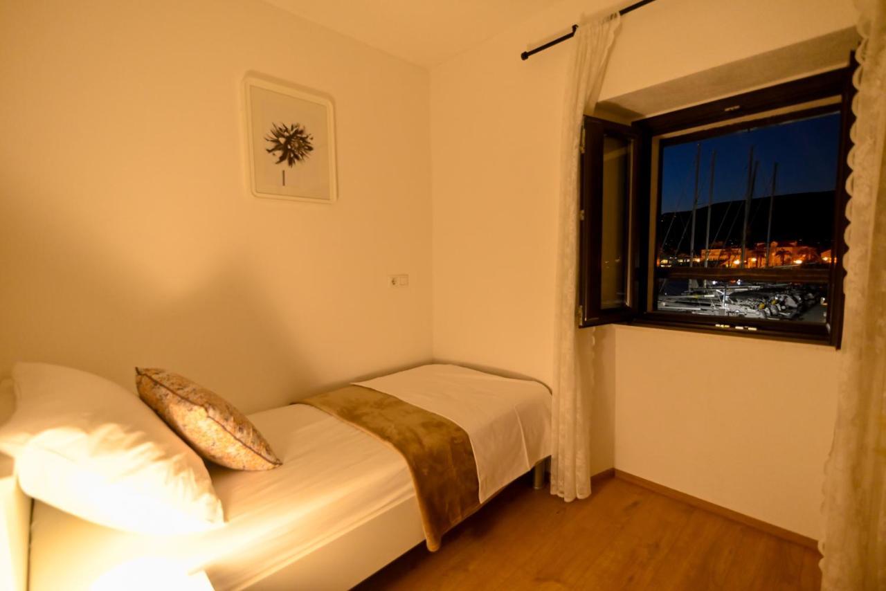 Apartman Ciciliani Trogir Exterior foto